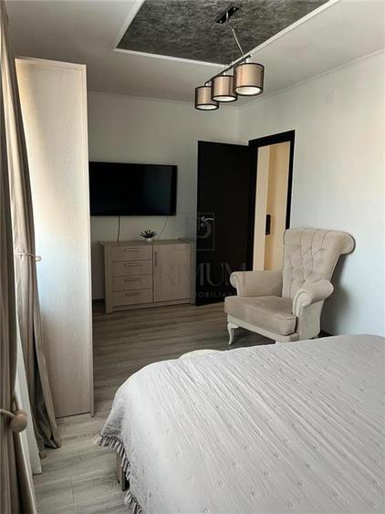 Apartament cu 3 camere decomandat în Dumbrăvița