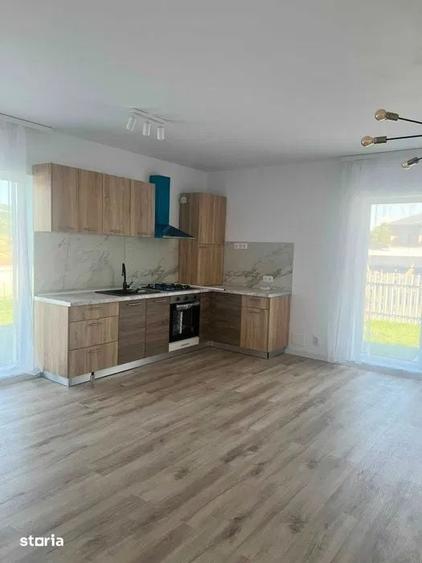 Casă cu 4 camere cu Teren 500 Mp în Sava