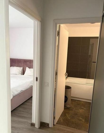 Apartament cu 2 camere semidecomandat în Obor