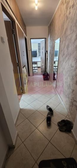 Apartament cu 2 camere, et 1 in Campina - 16