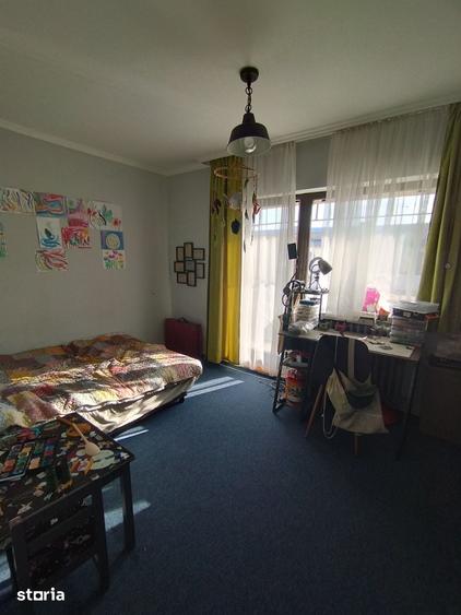 Apartament 3 camere decomandat pe strada Barsei - 4