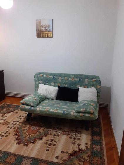 ofer spre inchiriere apartament cu 3 camere complet mobilat in Slatina jud. Olt, zona ultracentrala. - 2
