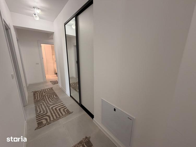 Apartament cu 3 camere decomandat în Berceni