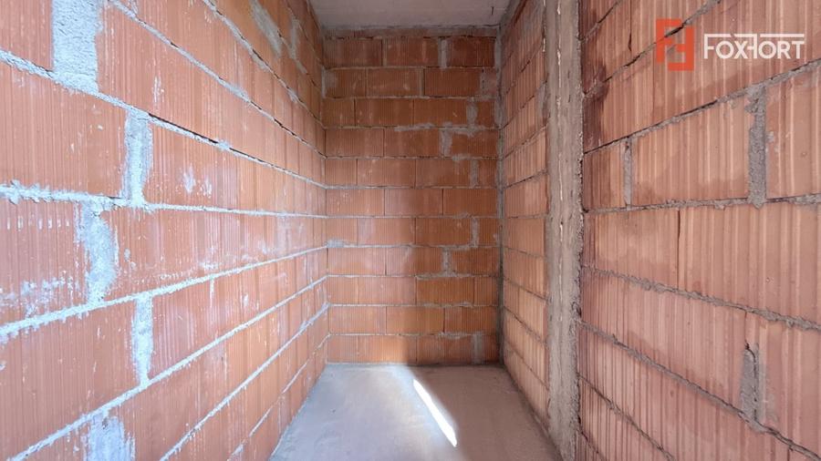 Duplex cu 4 camere cu Canalizare în Moșnița Veche