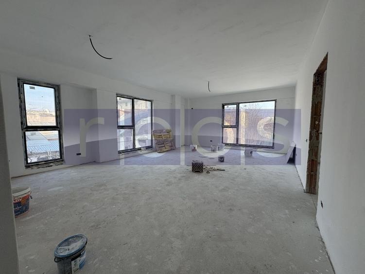 Apartament cu 3 camere în Aviației