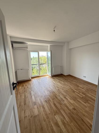 Apartament cu 3 camere în Nerva Traian