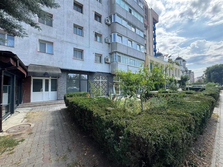 Spațiu comercial, de 11 mp, în Ultracentral