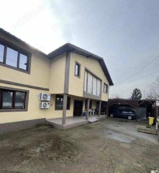 Casă cu 6 camere cu Teren 423 Mp în Bereasca