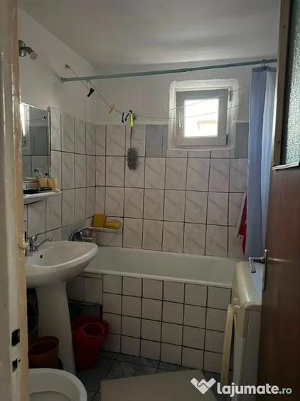 Apartament cu 3 camere decomandat în Brâncoveanu