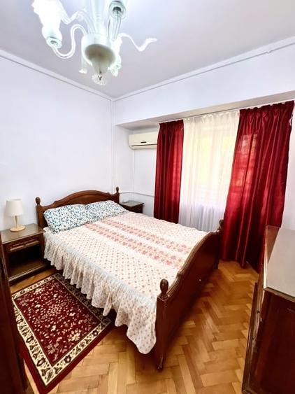 Apartament cu 4 camere decomandat în Unirii