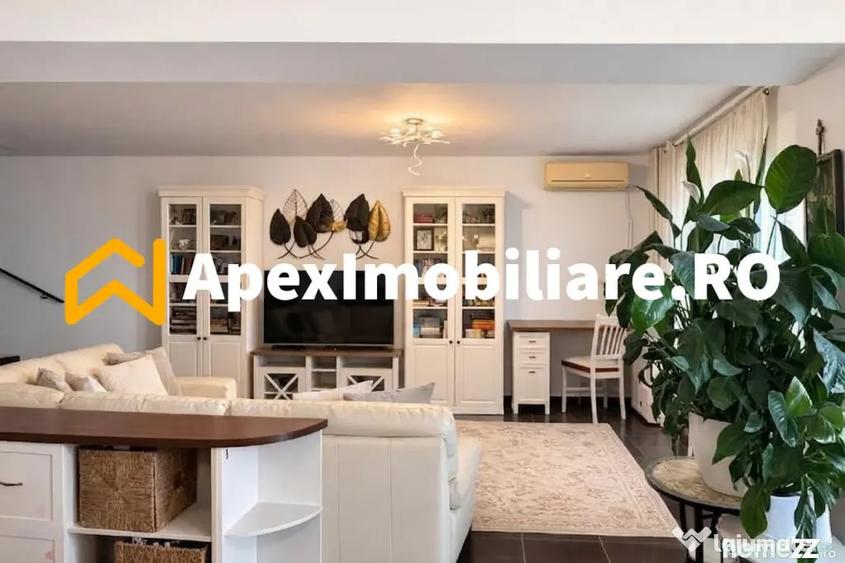 Apartament cu 3 camere, mobilat în Roșu