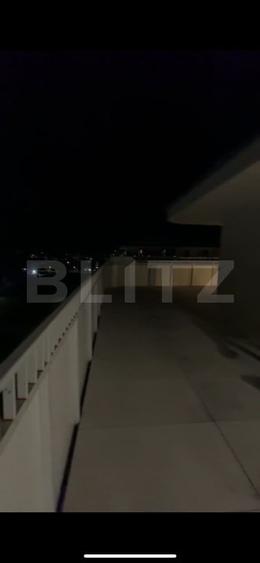 Penthouse cu 3 camere semidecomandat, mobilat în Florești