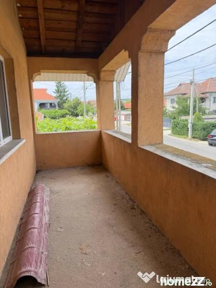 Casă cu 4 camere cu Teren 250 Mp în Podari