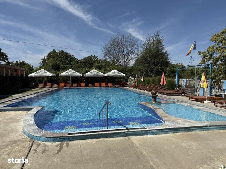 De vanzare - Proprietate cu Piscina, Teren generos si Cladire moderna - 5