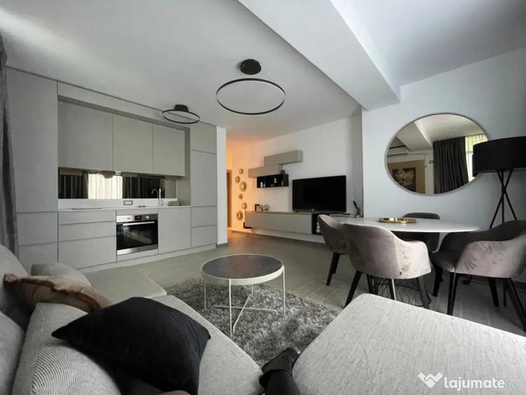Apartament cu 3 camere decomandat în Nord