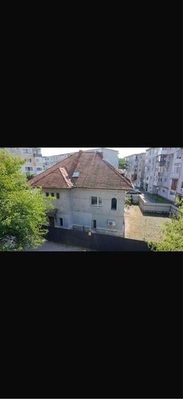 Vand conac istoric/casa/pensiune /380 mp utili /zona A /Urlati /toate utilitatile /Direct proprietar /demisol /parter/mansarda 3 intrari din 3 strazi - 5