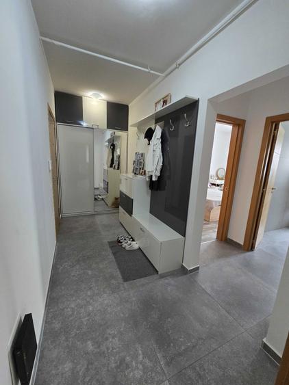Apartament cu 2 camere decomandat în Braytim