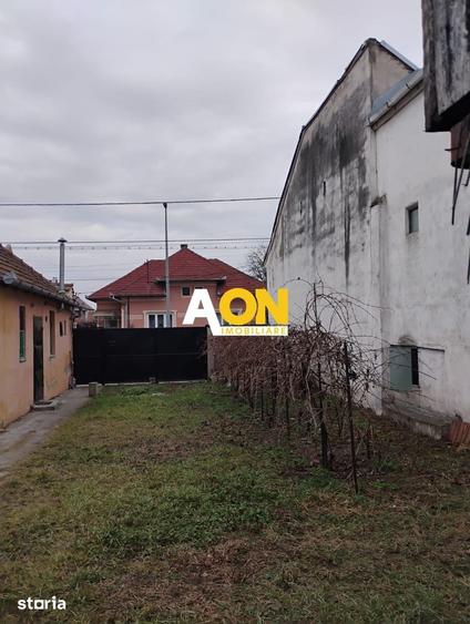 Casă cu 2 camere cu Teren 758 Mp în Central