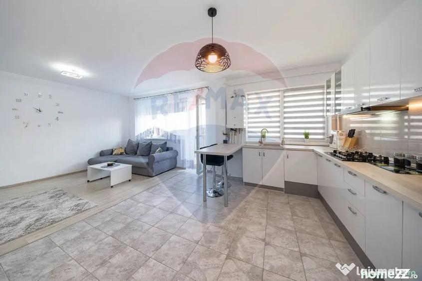 Apartament cu 2 camere decomandat în Sânpetru