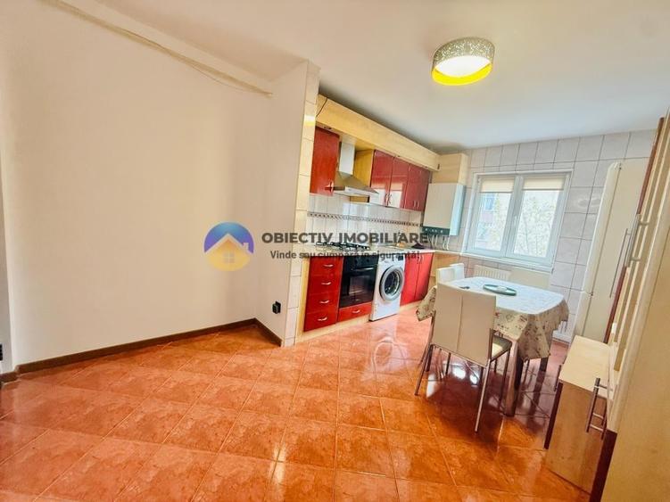Apartament cu 2 camere semidecomandat în Mărăței