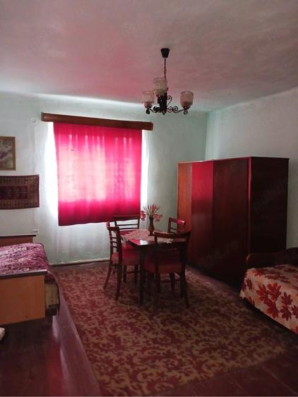 Casă cu Teren 1189 Mp în Central