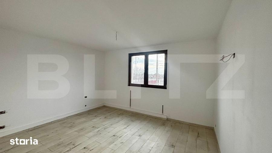 Casă cu 6 camere cu Teren 450 Mp în Șimnicu de Sus