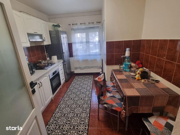 Apartament 3 camere decomandat,Deva-zona Al.Saturn - 6