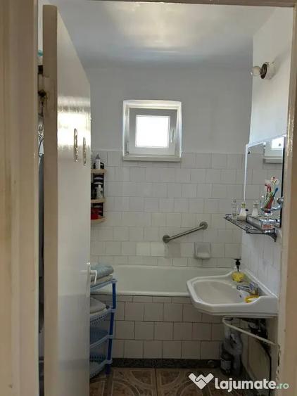 De Vanzare Apartament - 5