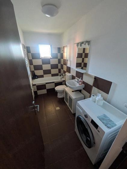 Apartament cu 2 camere semidecomandat în Lugojului