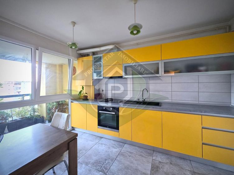 Apartament cu 2 camere decomandat în Noua
