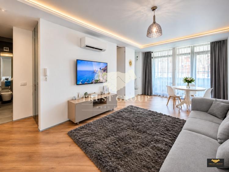 Apartament cu 2 camere semidecomandat, mobilat în Floreasca