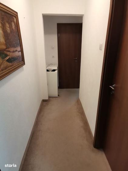 Apartament cu 3 camere semidecomandat în Șelimbăr