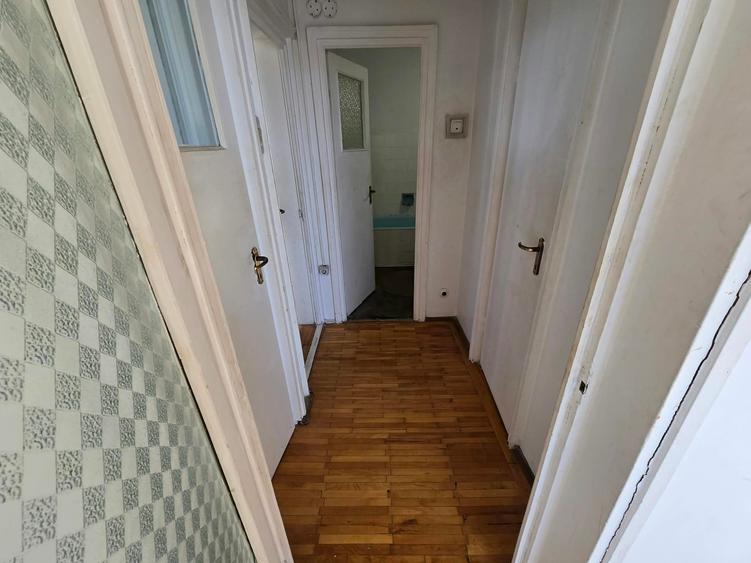 Apartament cu 3 camere decomandat în Gara de Nord