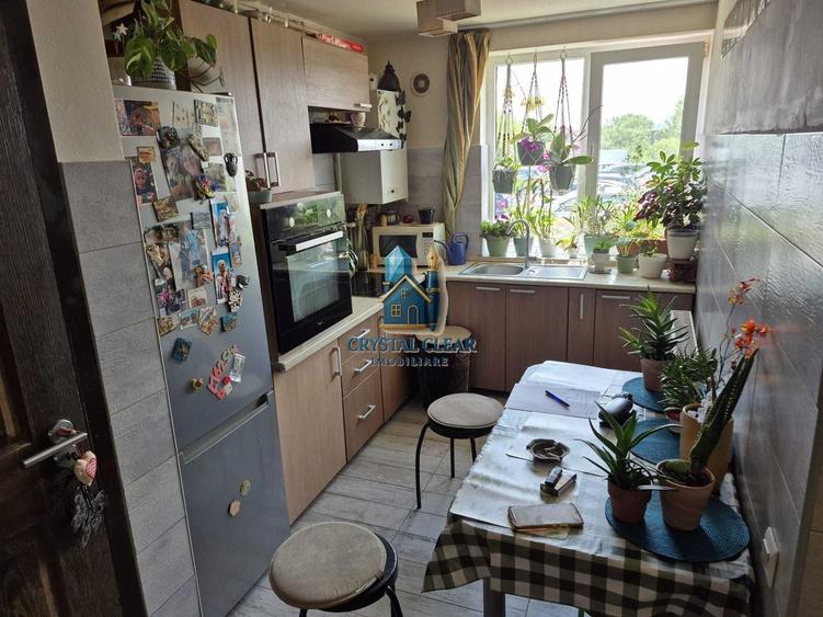 Apartament cu 3 camere decomandat în Sângeorgiu de Mureș