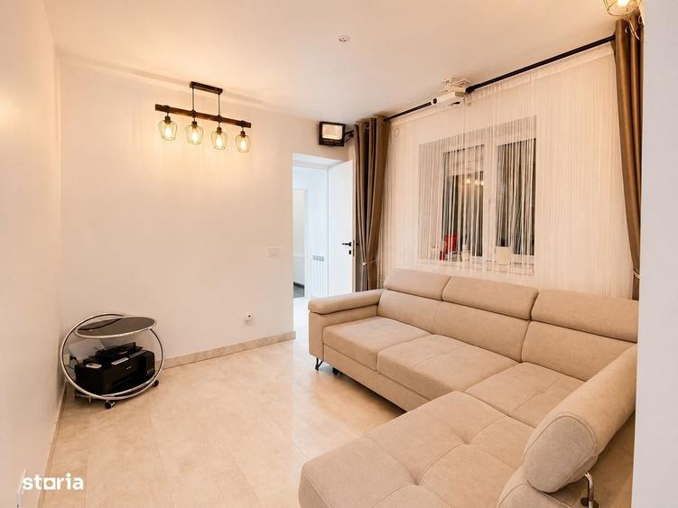 Casa renovata cu teren de 938 mp, garaj si anexa Valu lui Traian - 5