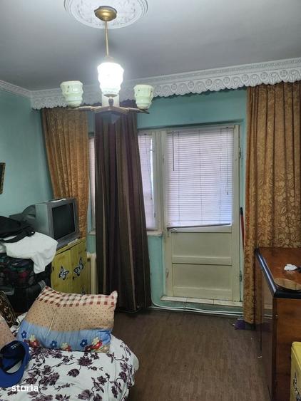 Apartament cu 3 camere decomandat în Bistrița Lac
