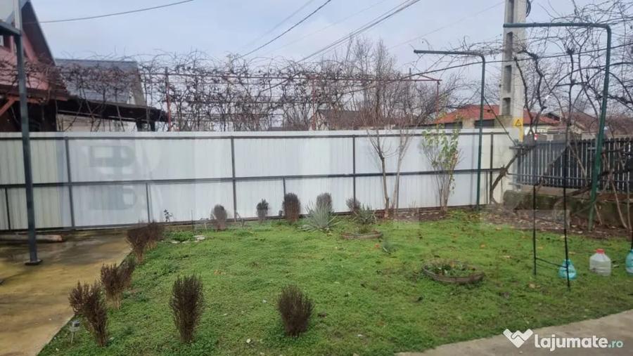 Casă cu 3 camere cu Teren 950 Mp în Mănești