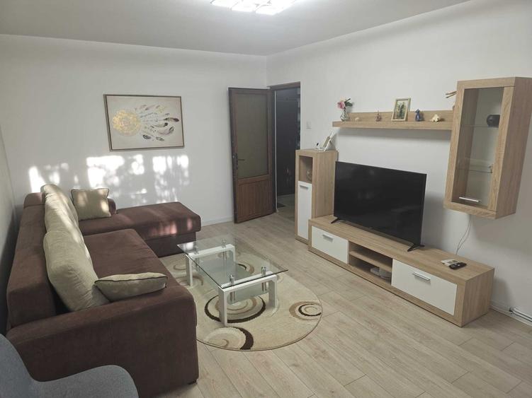 Apartament cu 2 camere decomandat în Popa Șapcă