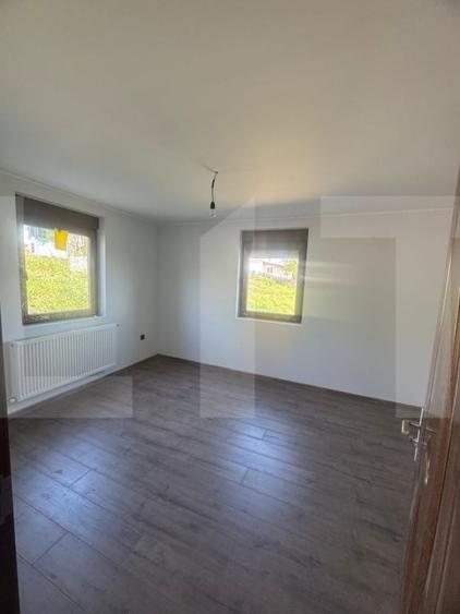 Casă individuală cu 3 camere cu Teren 550 Mp în Dorohoi