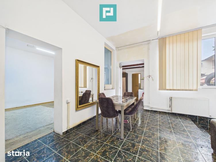 Apartament cu 4 camere în Central