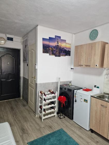 Garsonieră decomandată în Sud-Vest