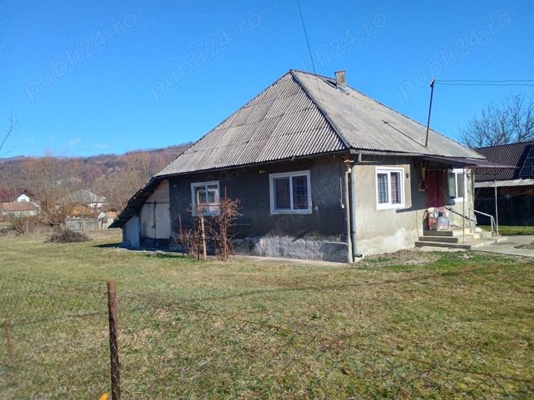 Casă cu 3 camere în Vișeu de Jos