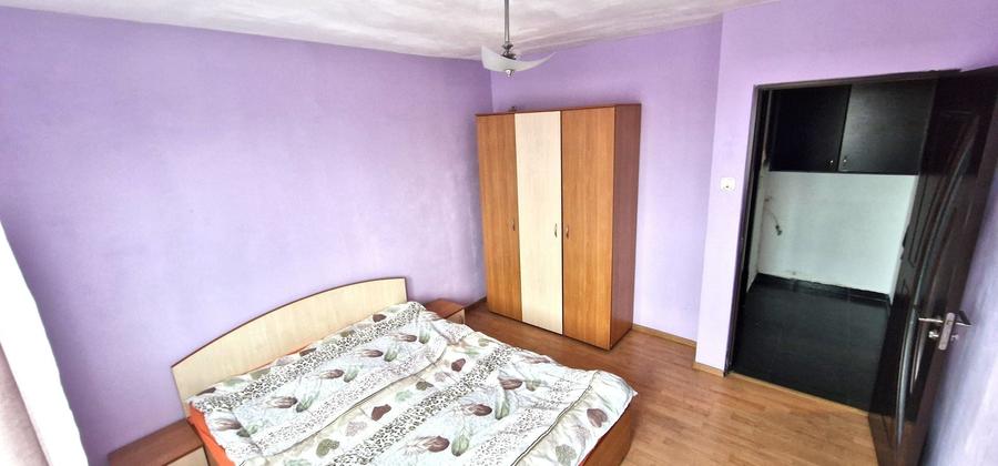 Apartament cu 2 camere decomandat în Casa de Cultură