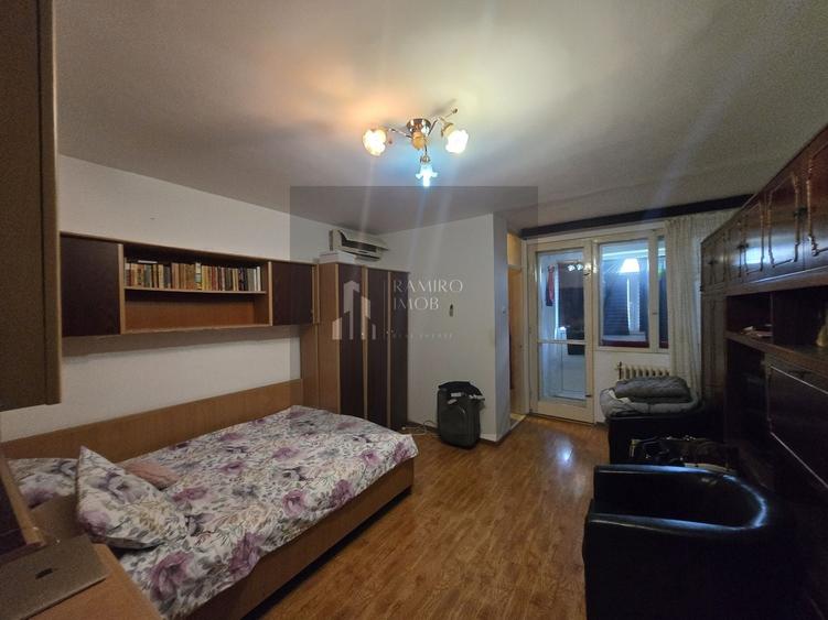 Garsonieră decomandată, mobilată în Vitan
