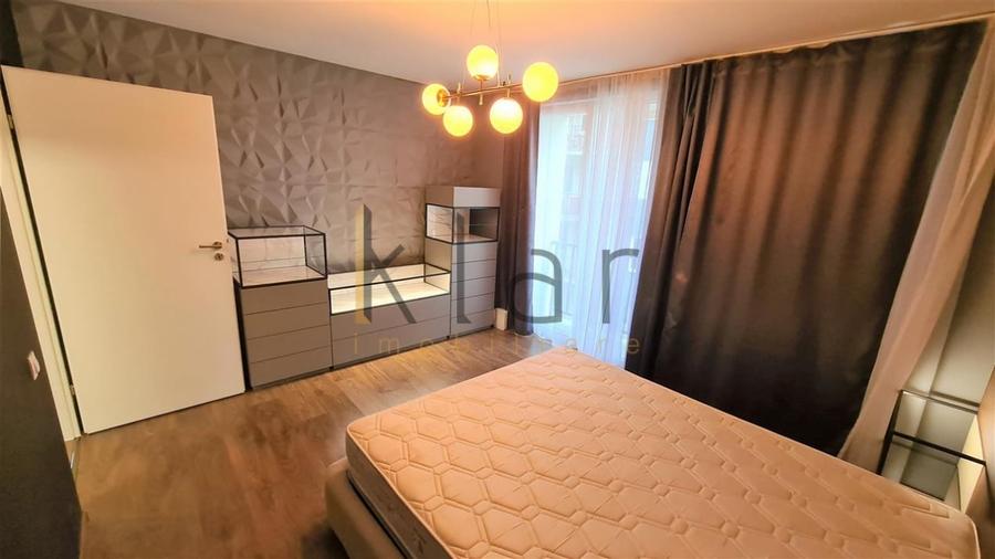 Apartament cu 2 camere semidecomandat, mobilat în Bună Ziua