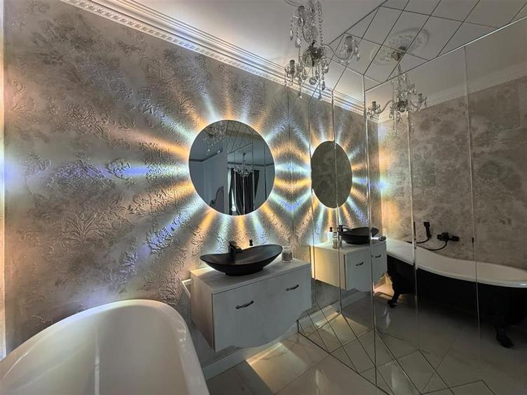 Apartament cu 3 camere decomandat, mobilat în Șelimbăr
