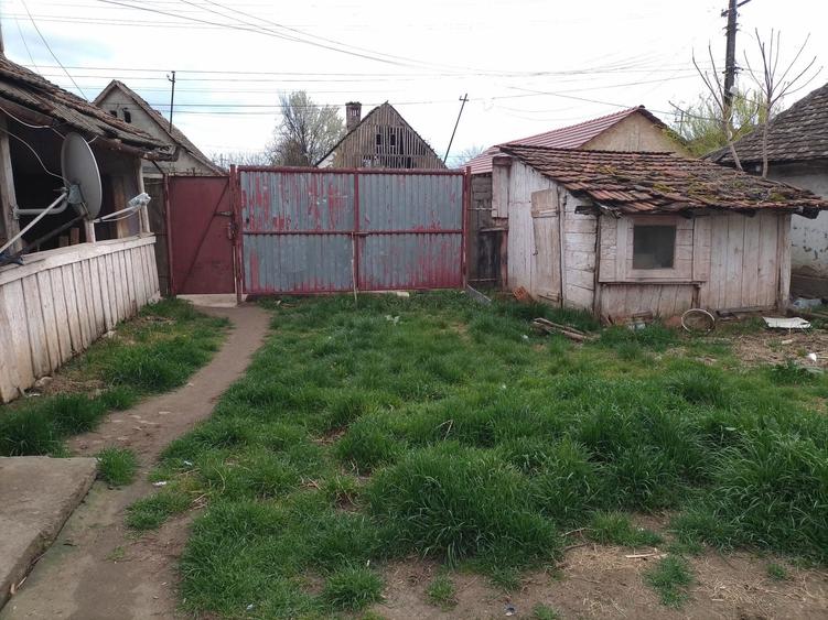 Casă cu 3 camere în Central