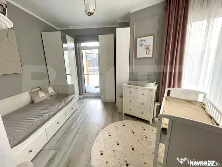 Apartament cu 3 camere semidecomandat în Bună Ziua