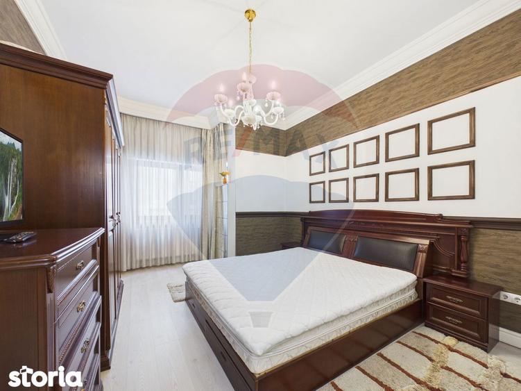 Apartament cu 3 camere semidecomandat, mobilat în Centrul Istoric