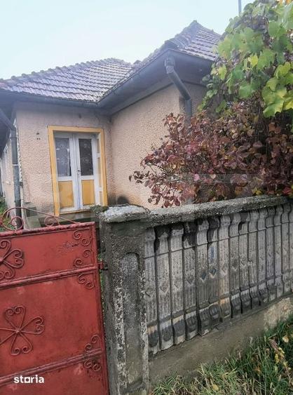Casă cu 3 camere cu Teren 950 Mp în Sânpaul